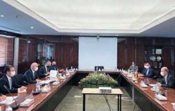 Azərbaycan Respublikası Baş nazirinin müavini İranın energetika naziri ilə görüşüb