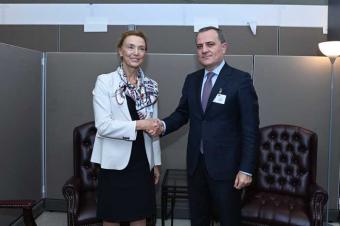 Xarici işlər naziri Ceyhun Bayramov Avropa Şurasının Baş katibi Mariya Peyçinoviç Buriç ilə görüşüb